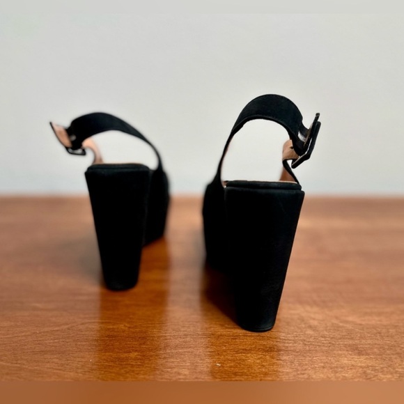 Robert Clergerie Dylan Black Suede
Goatskin Platform Wedge - Picture 4 of 8